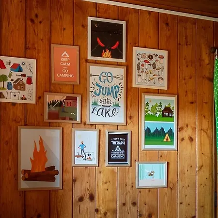 Forest, Lake, Fireflies, Campfire - What Else Tatil Evi Jindřichŭv Hradec